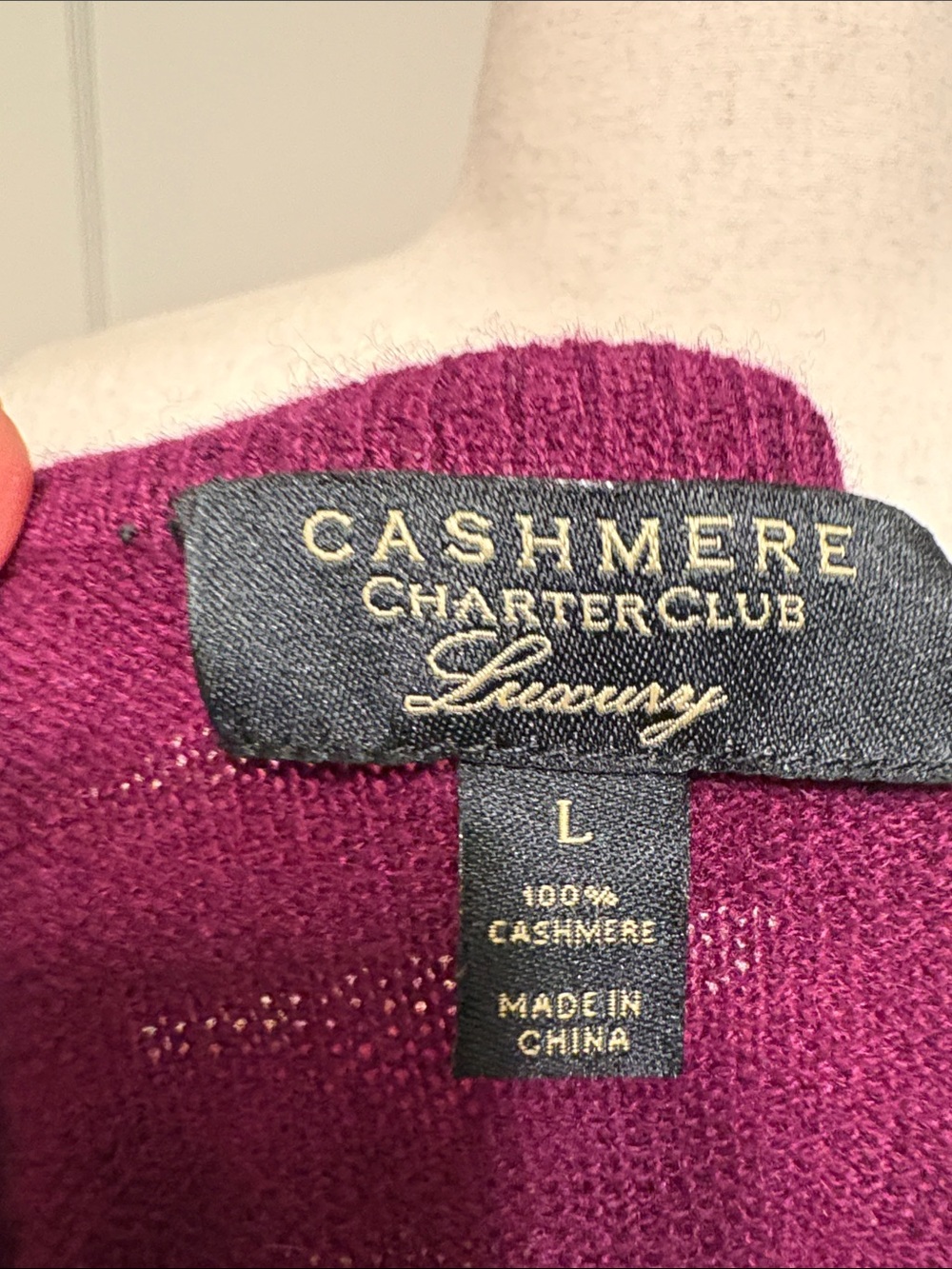 Charter Club 100% Cashmere V-Neck Sweater - Plum / Wine / Burgundy - Picture 6 of 6